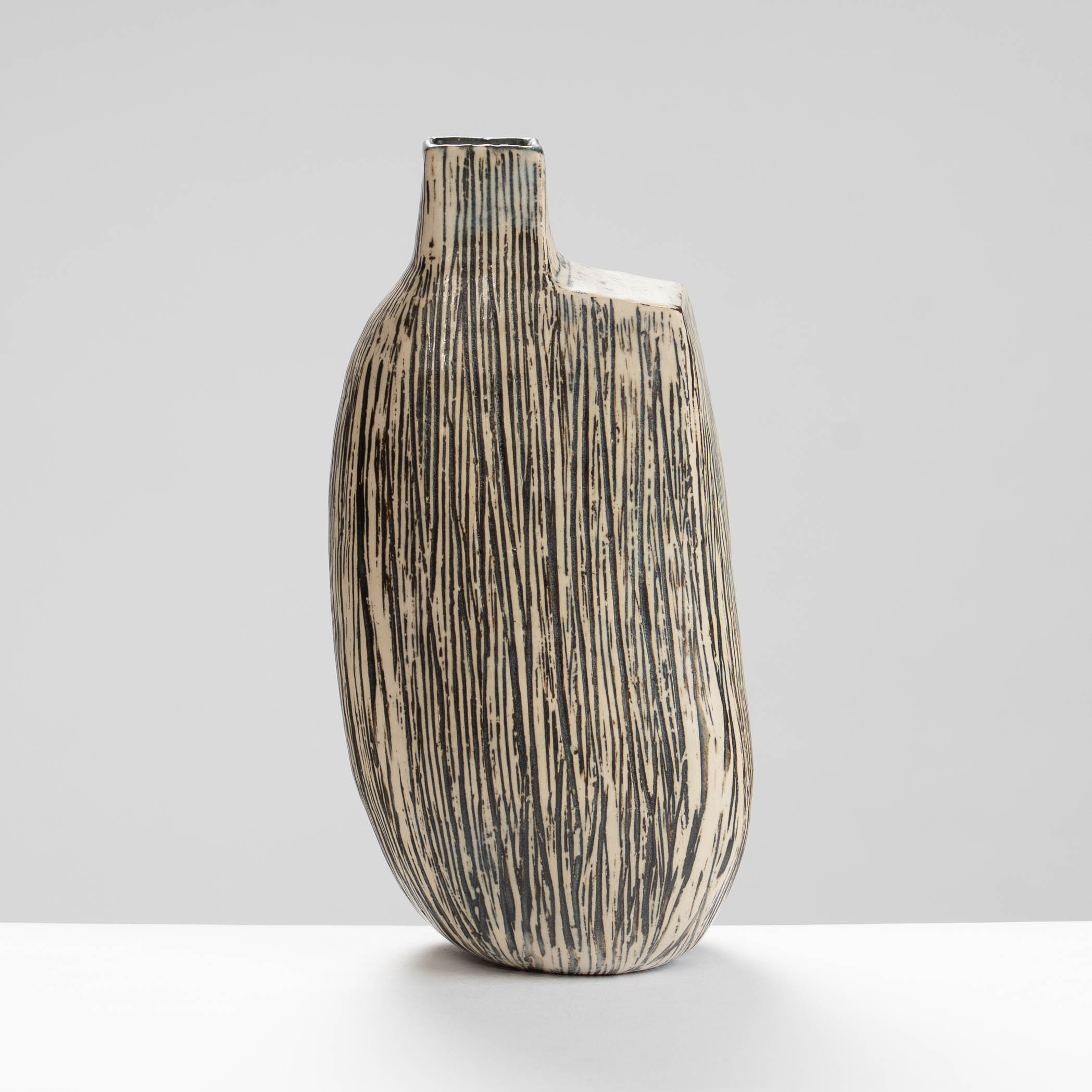 SM548Y53 Foundation Series 5