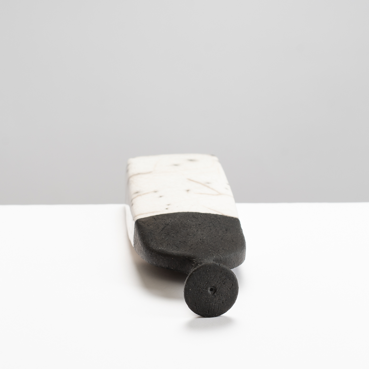 UM590Y19 Bottle Form