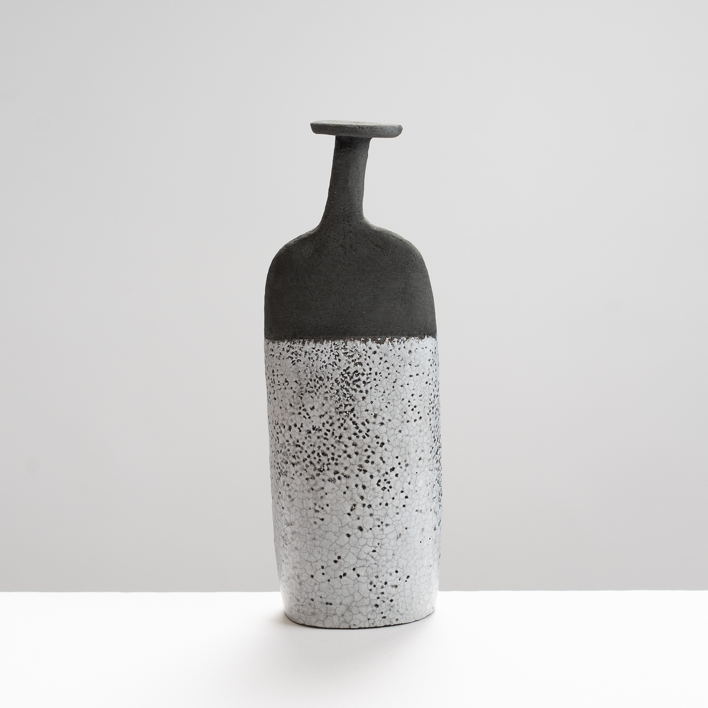 UM590Y23 Bottle Form