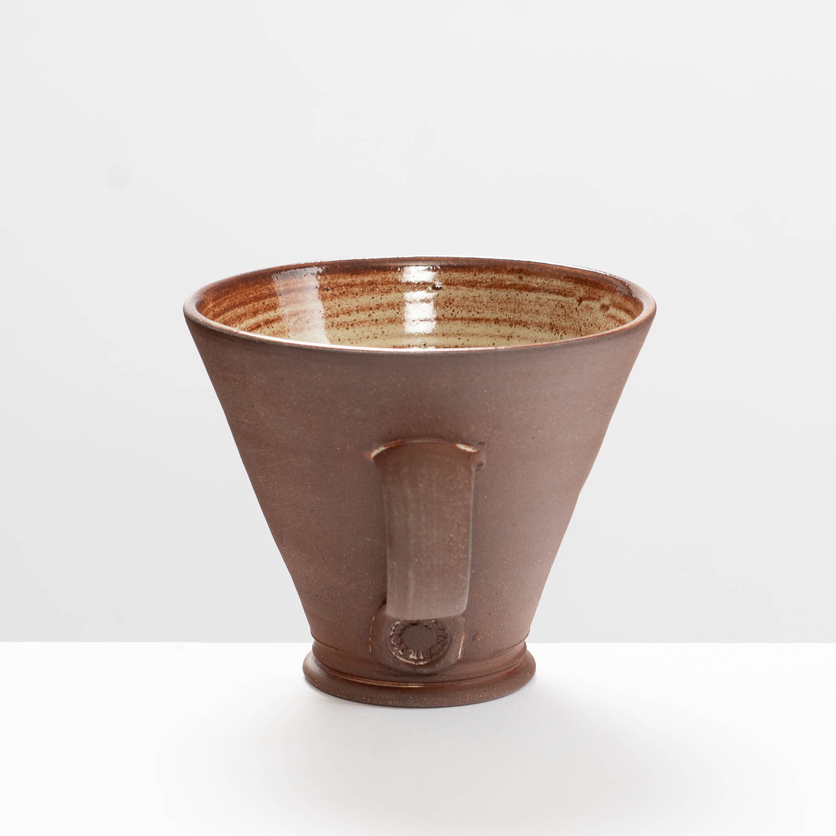 AY299Y414 Tapered Mug