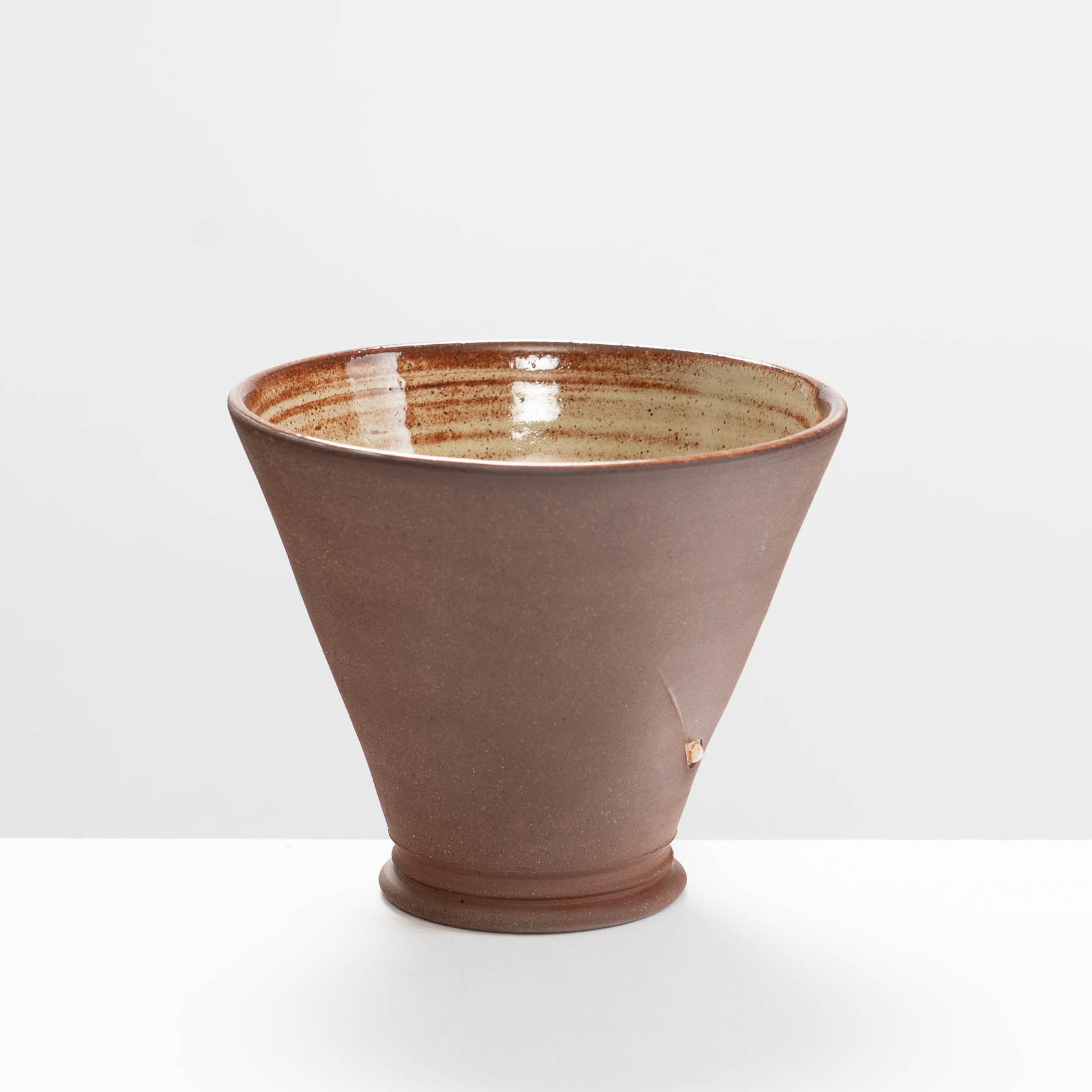 AY299Y414 Tapered Mug