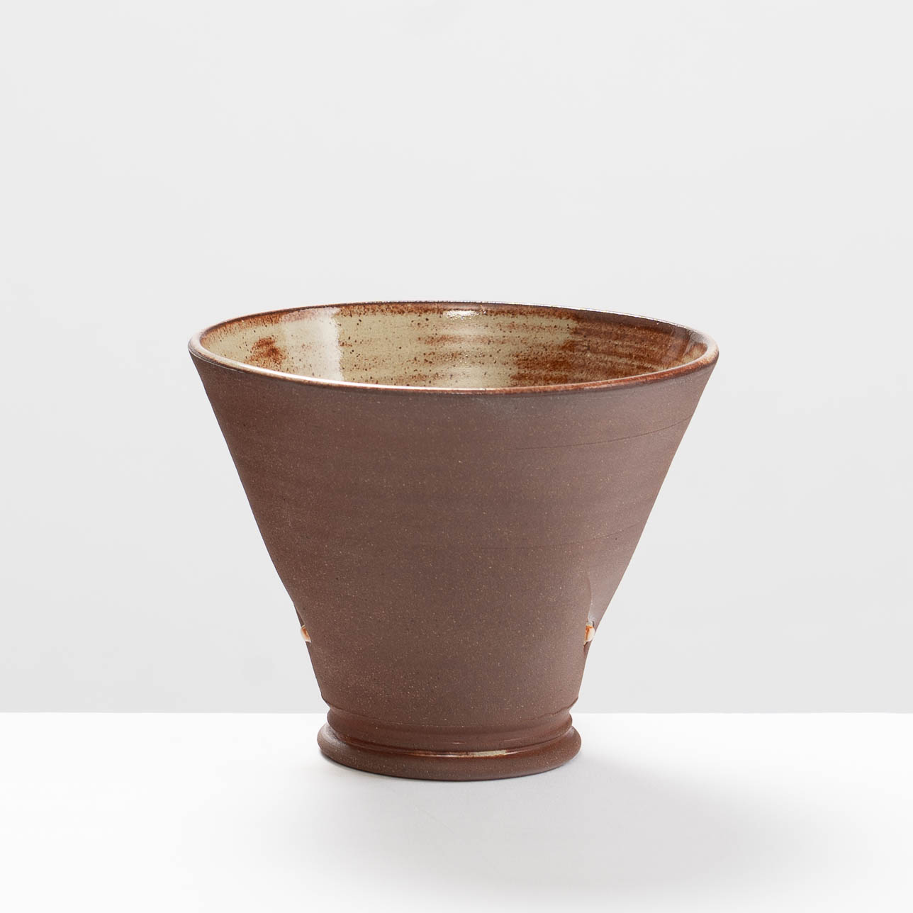 AY299Y415 Tapered Mug