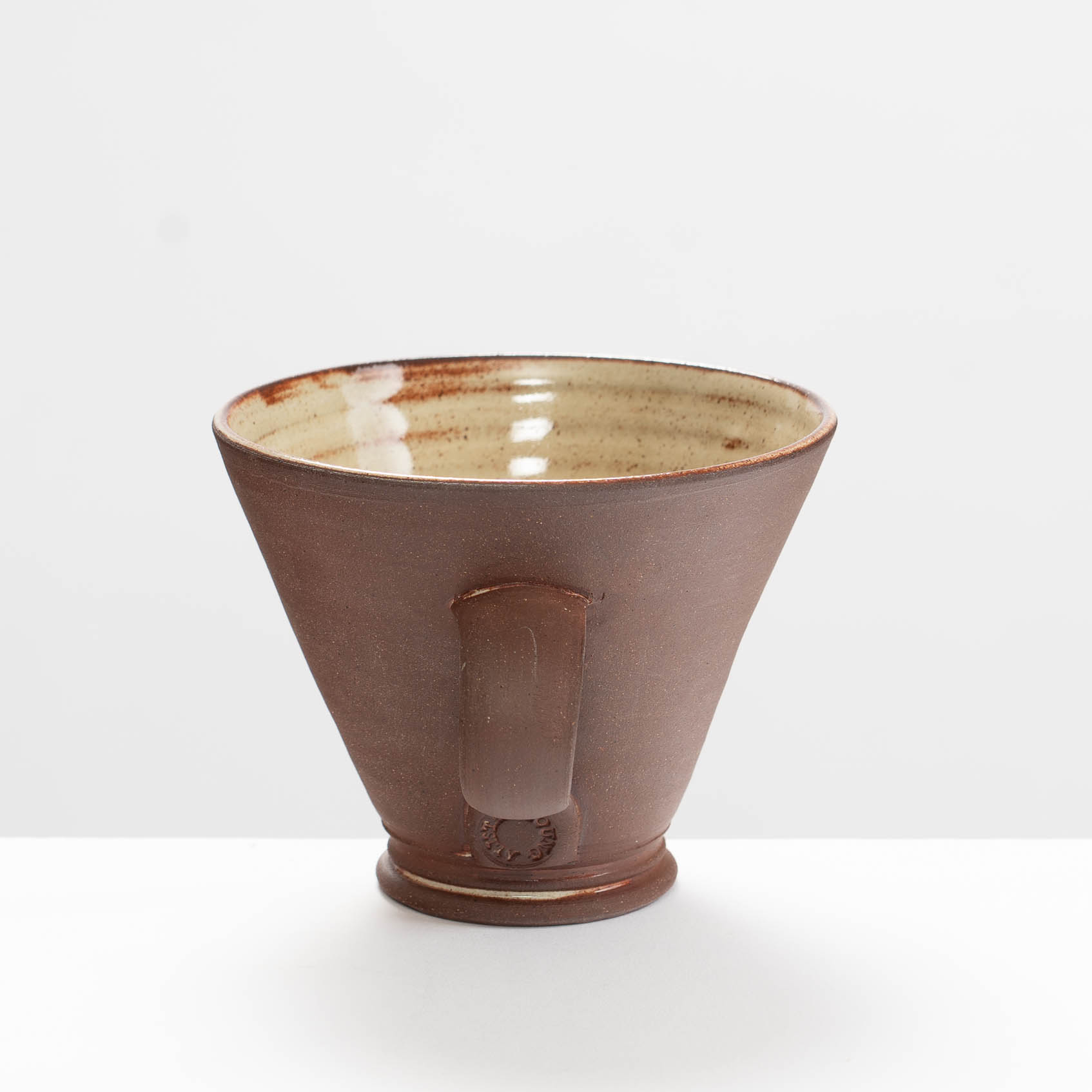 AY299Y417 Tapered Mug