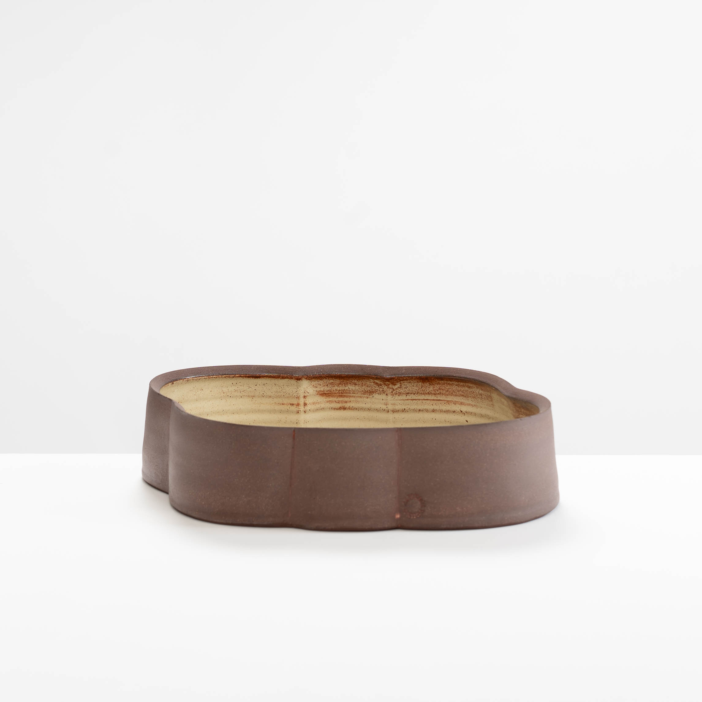 AY299Y432 Scalloped Dish Medium