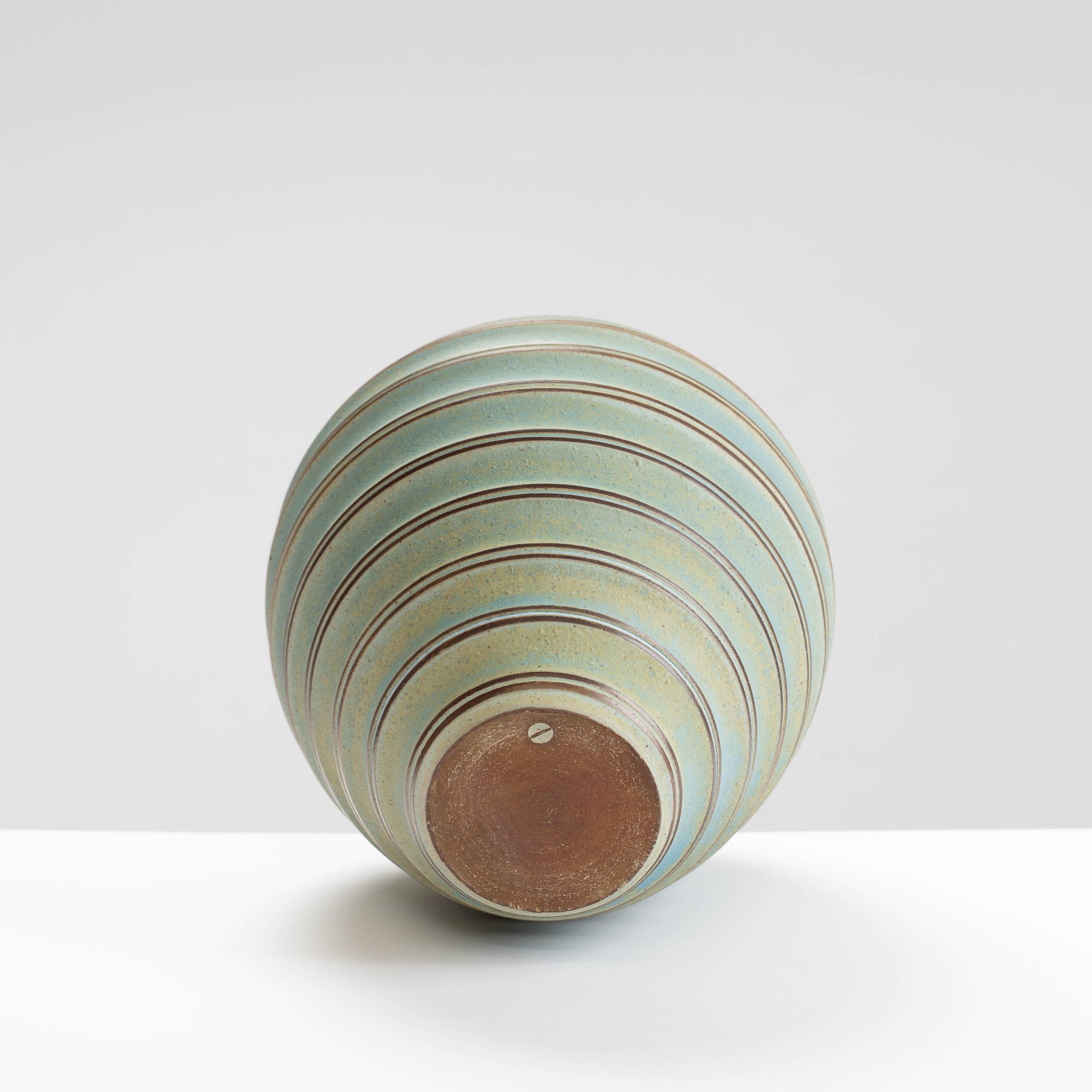 EM183Y927 Medium Lantern