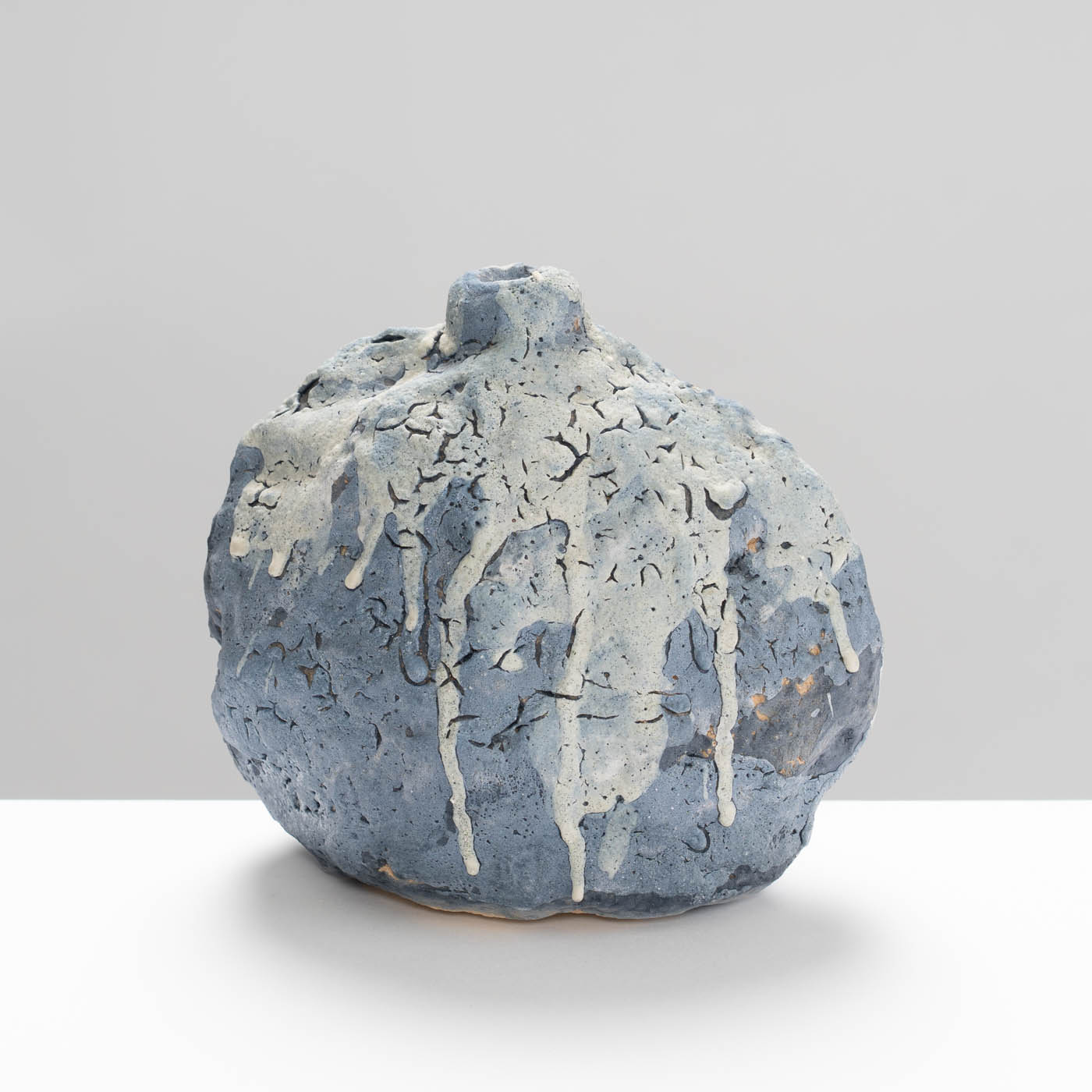 MP452Y49 Blue Drip Bottle