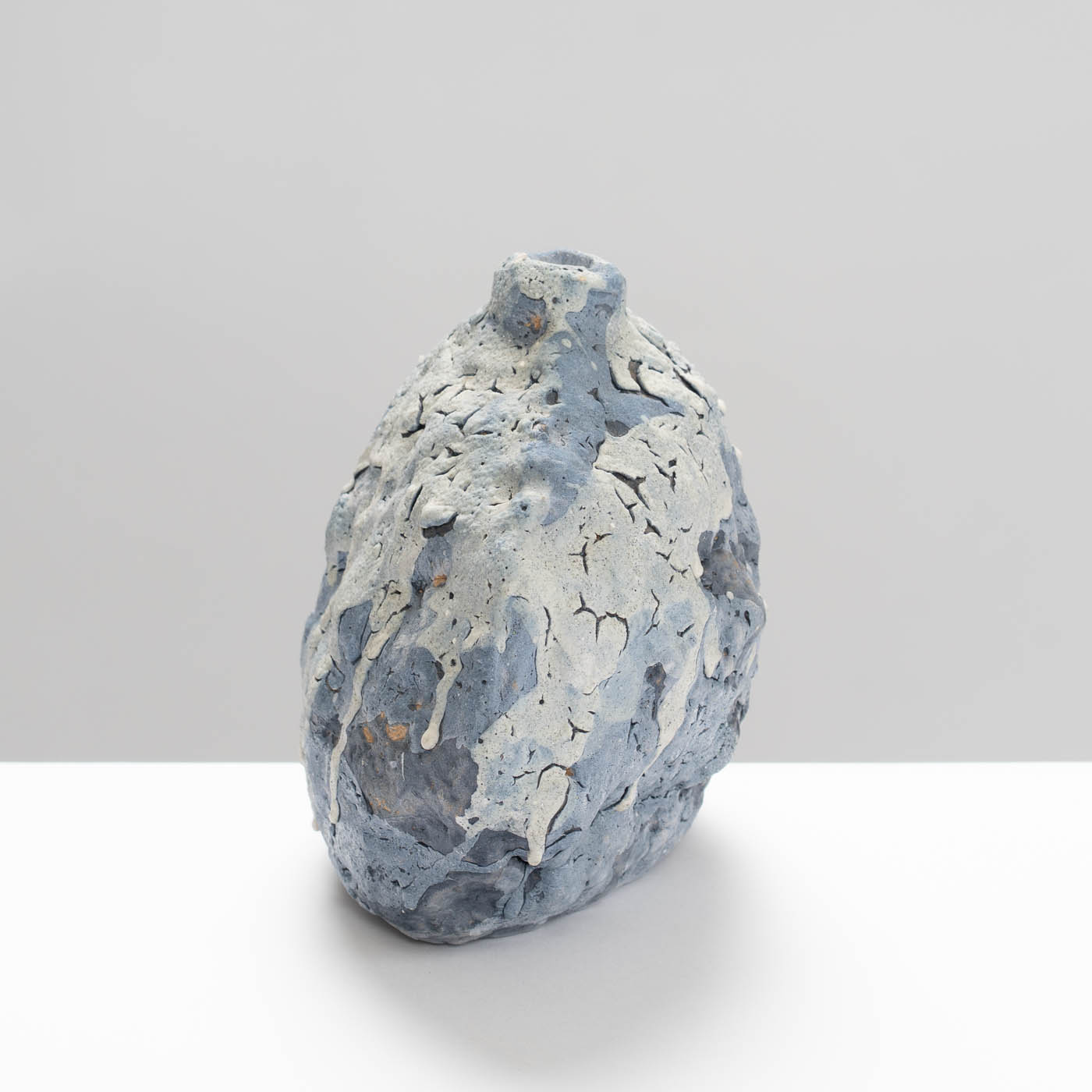 MP452Y49 Blue Drip Bottle