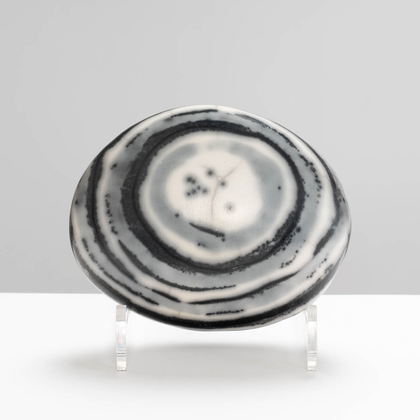 MS459Y73 Oval Pebble