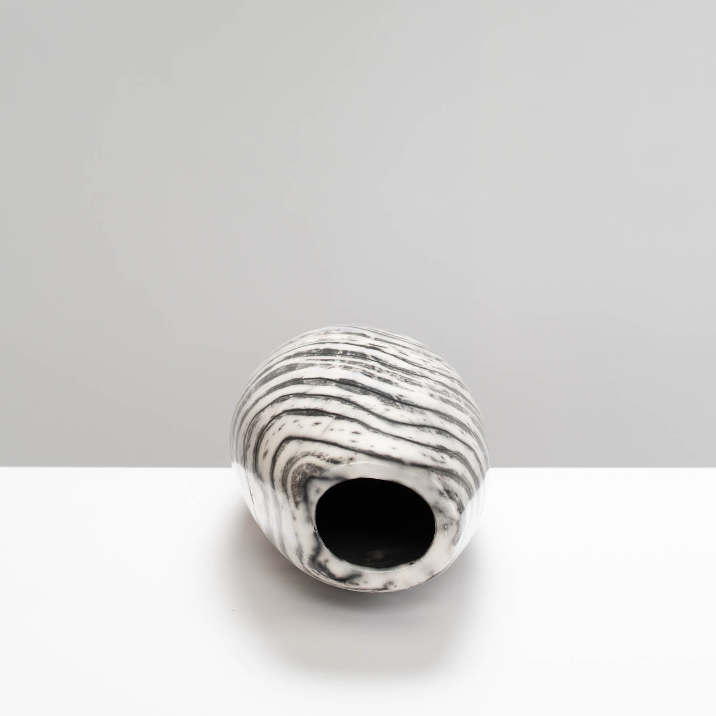 MS459Y79 Medium Lewisian Gneiss Vessel