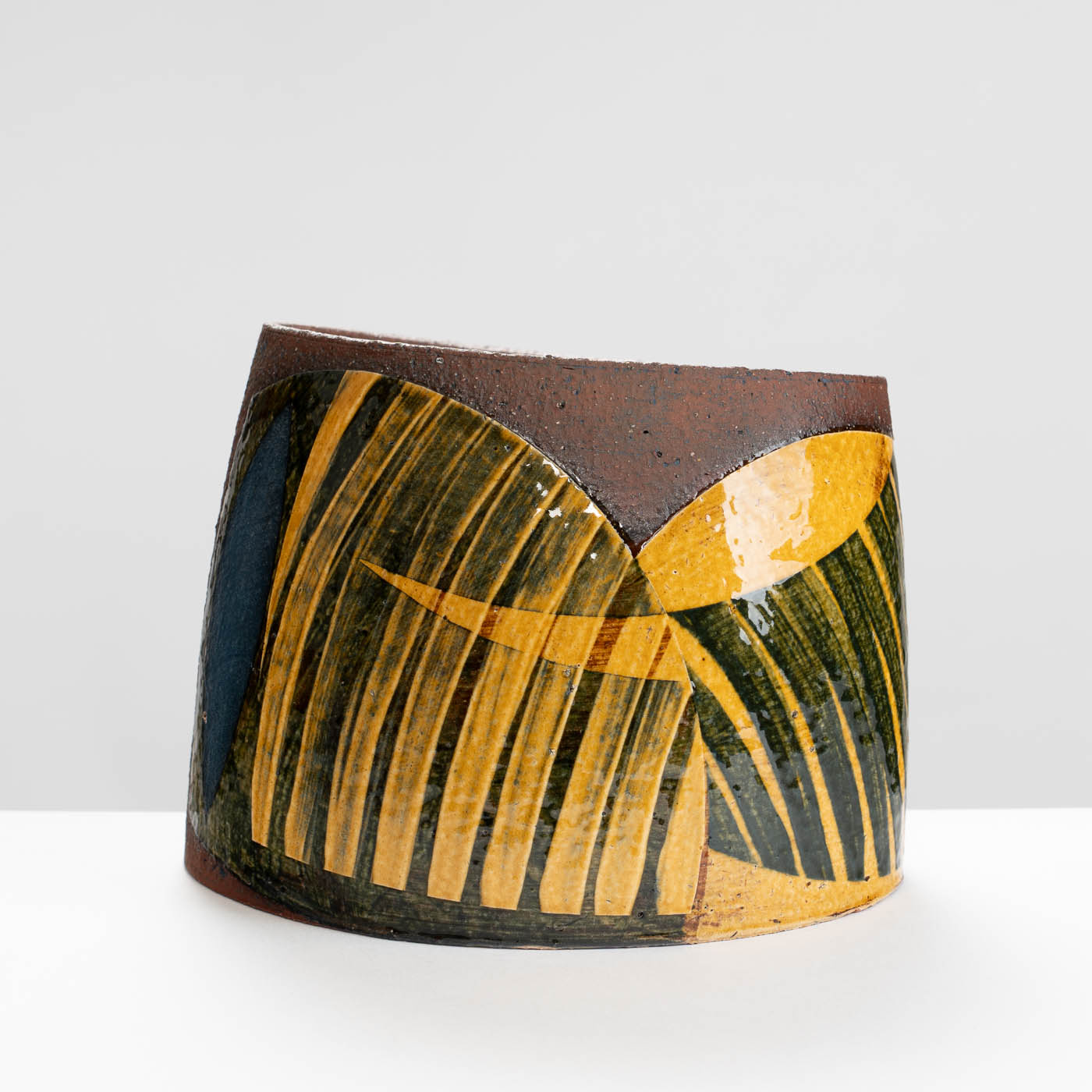 RP56Y1116 Oval Vessel