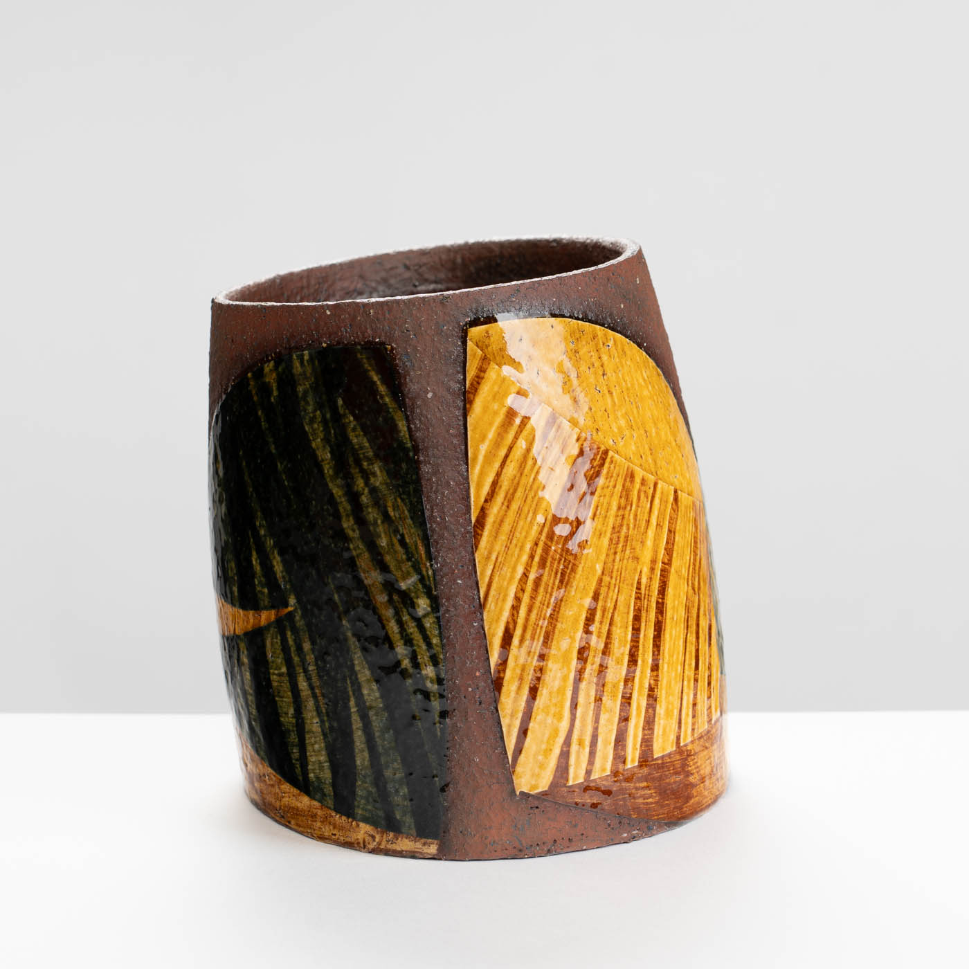 RP56Y1118 Oval Vessel