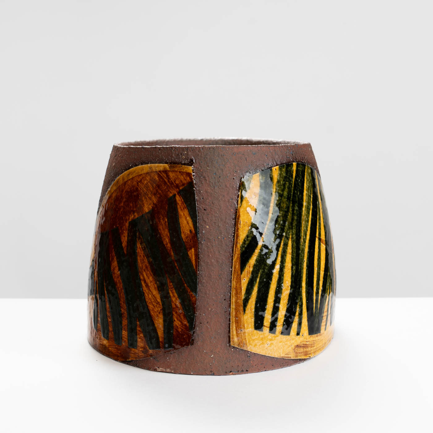 RP56Y1119 Oval Vessel