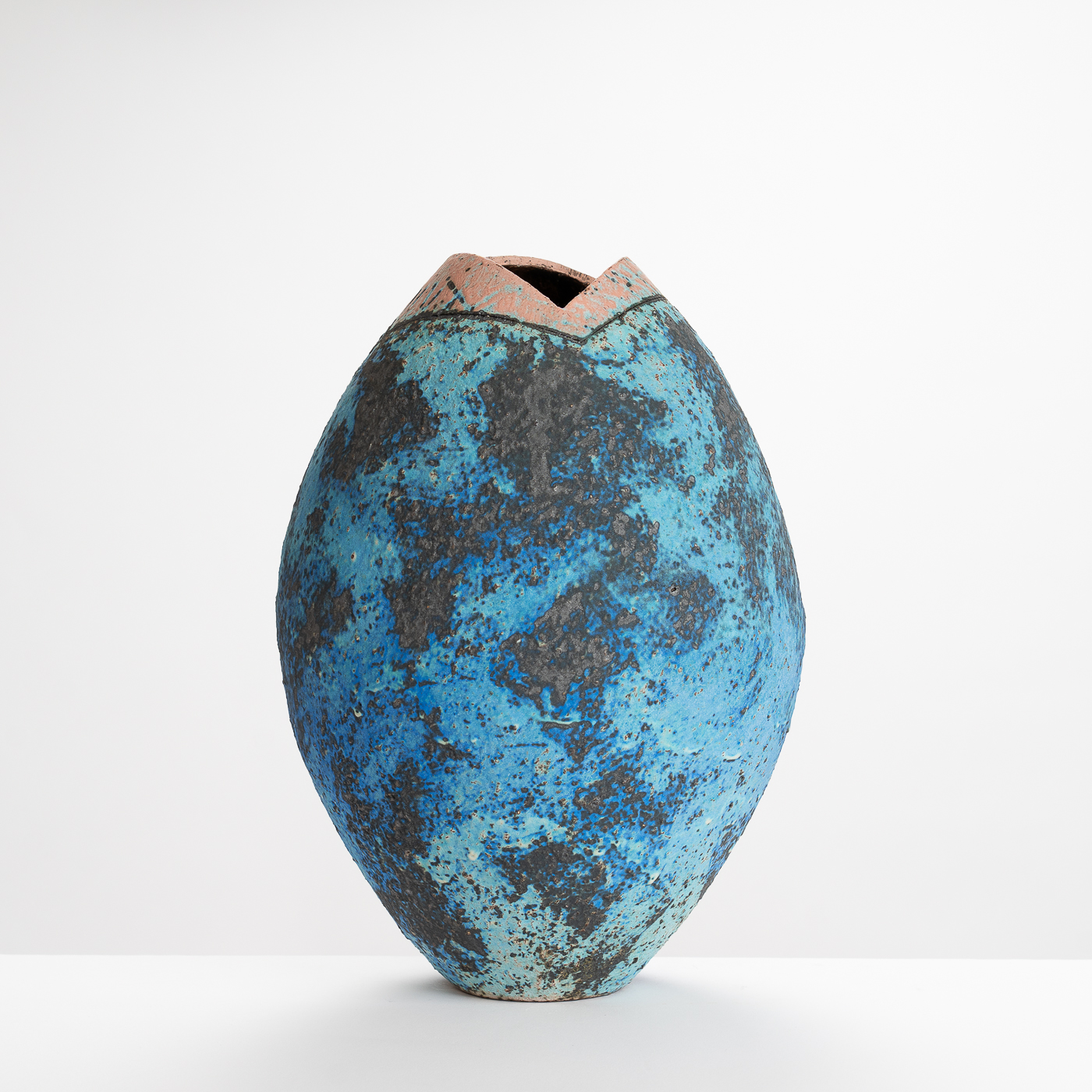 DA253Y96 Vessel Blue/Black and Pink