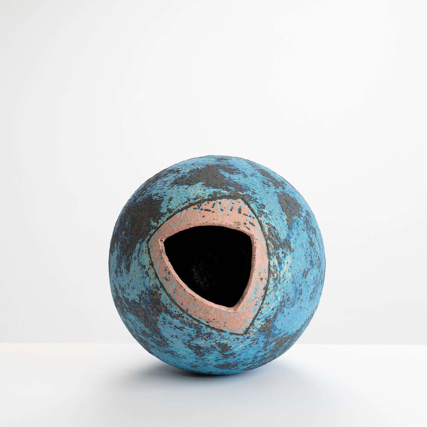 DA253Y96 Vessel Blue/Black and Pink