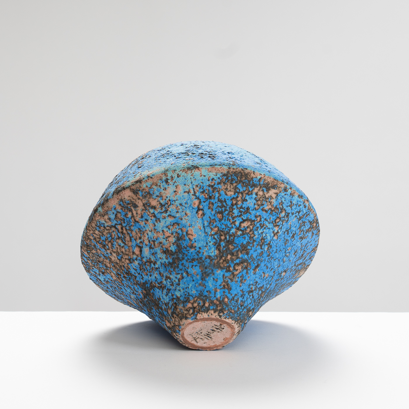 DA253Y98 Vessel Blue and Yellow