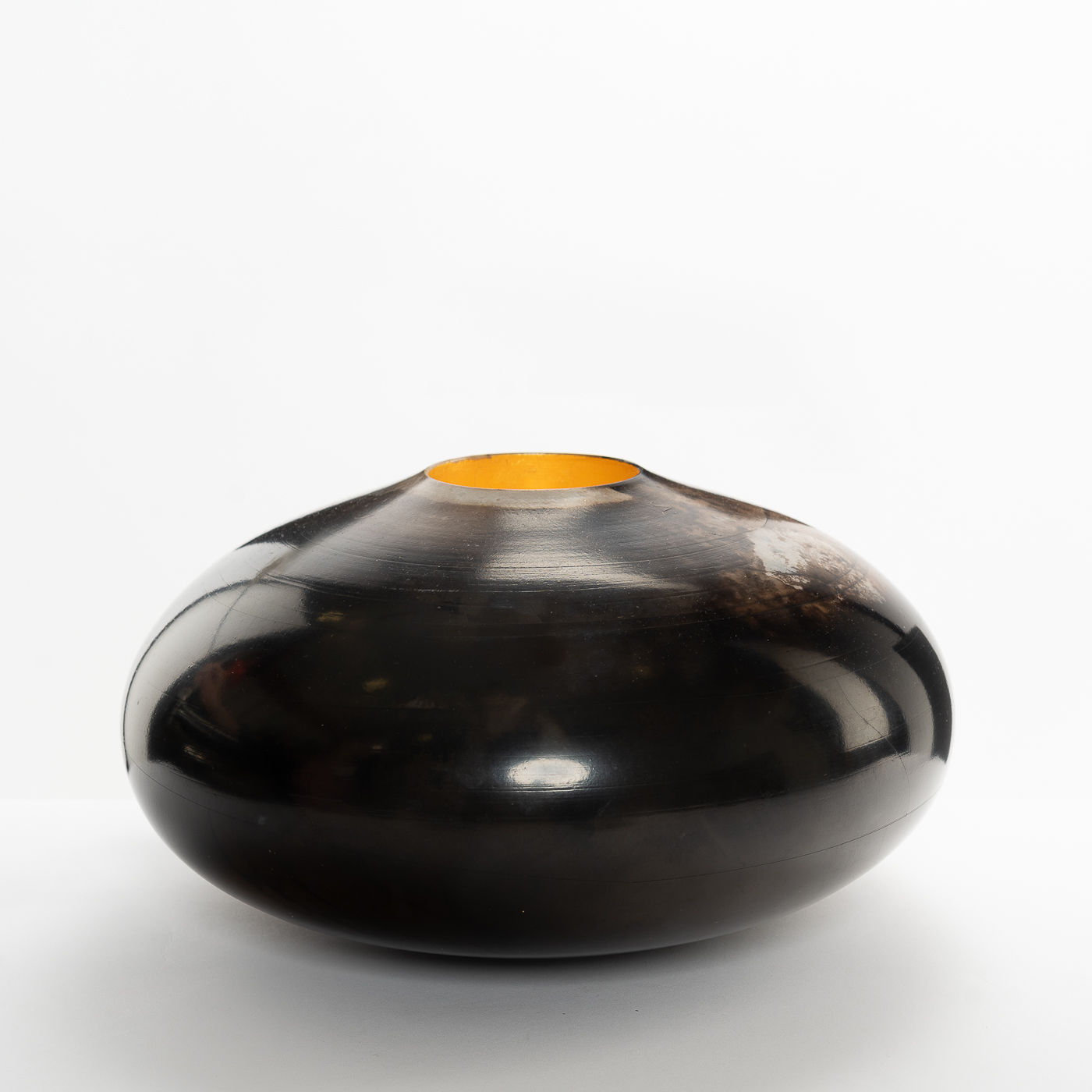 DA77Y175 Rounded Vessel