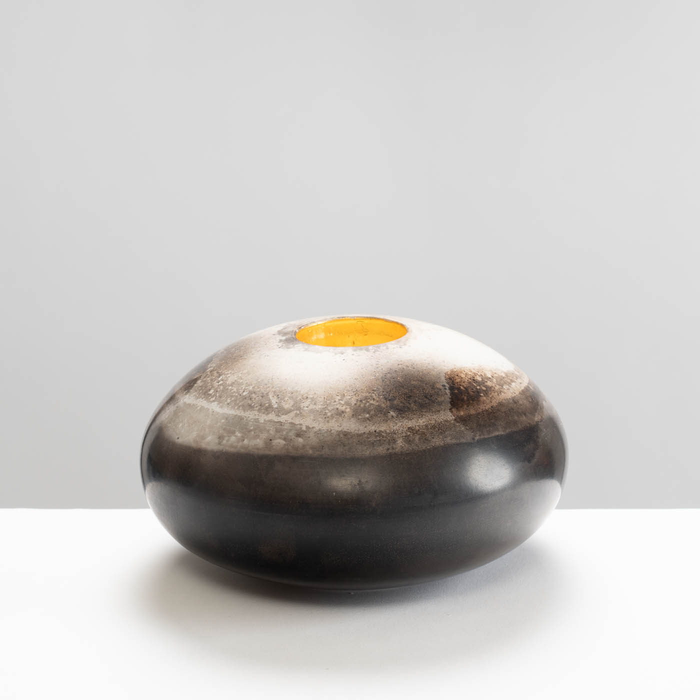 DA77Y190 Rounded Vessel