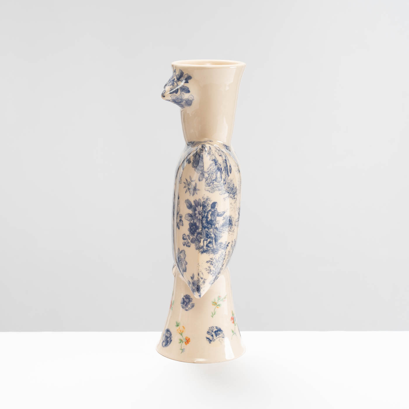 JJ213X191 Tall Abstract Woman