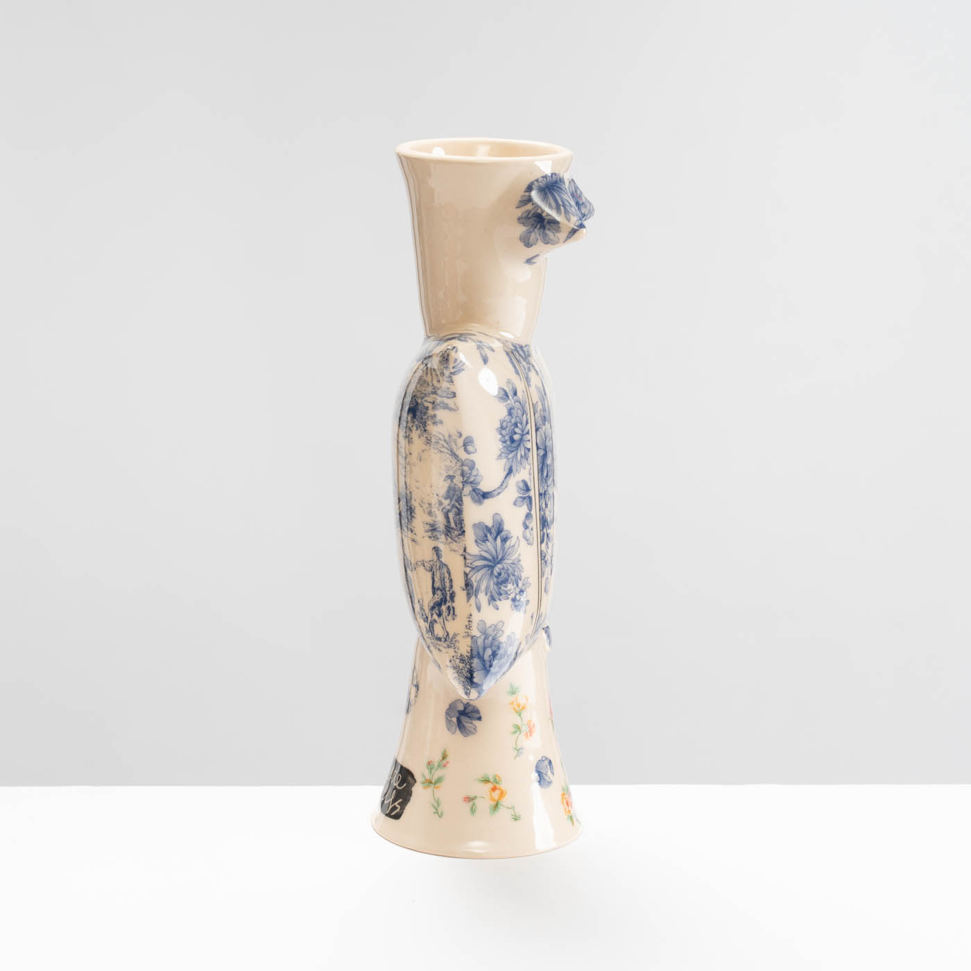 JJ213X191 Tall Abstract Woman