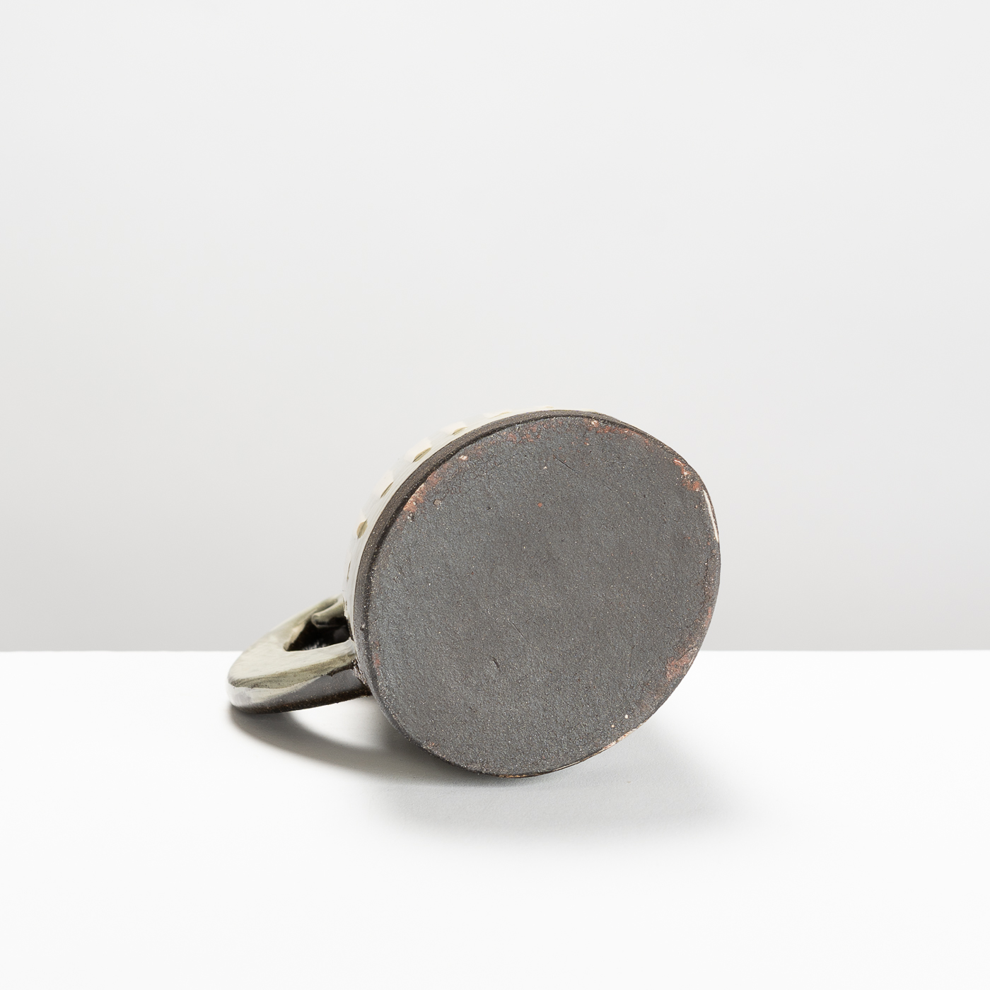 RP56Y1148 Small Black Oval Jug