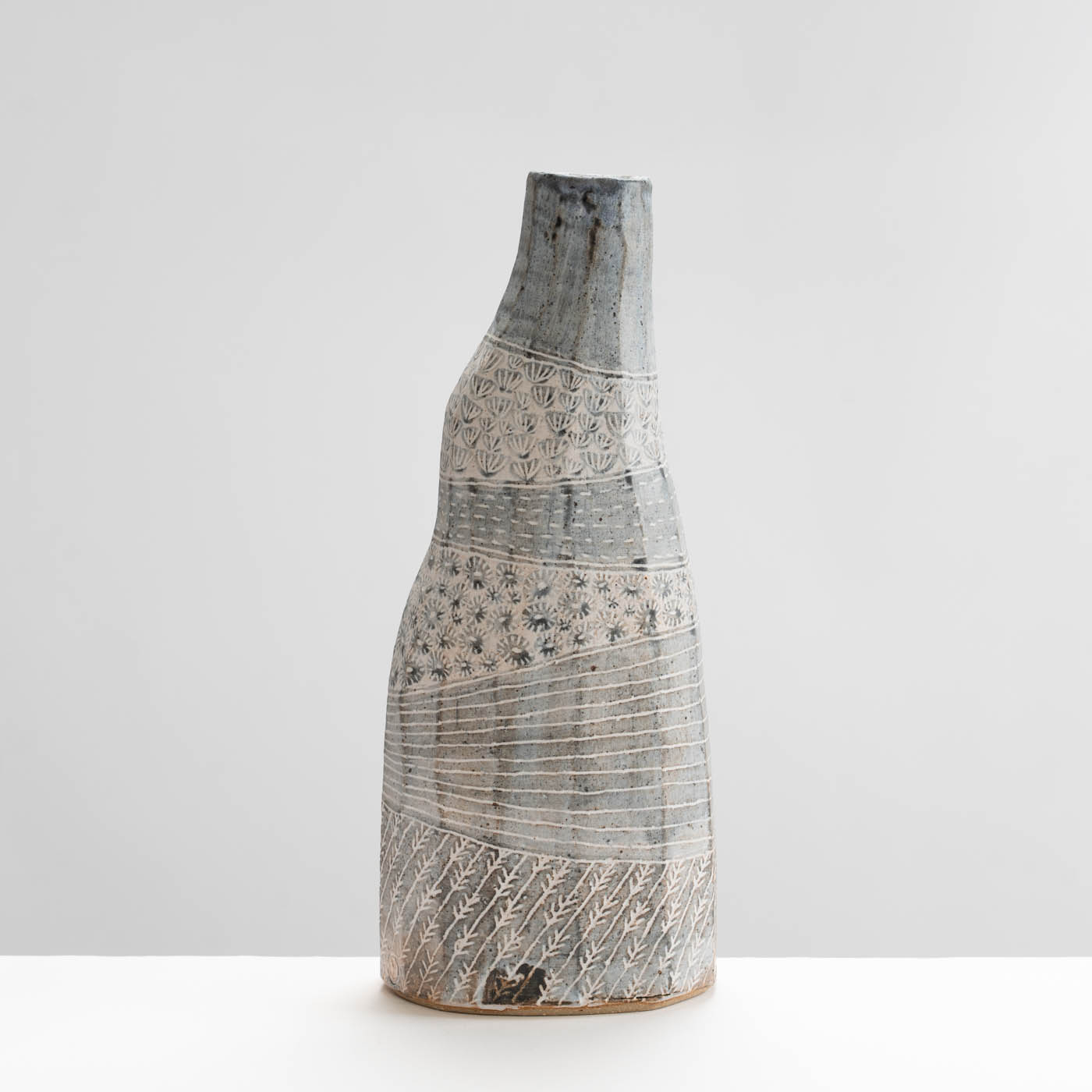 YT273Y1232 Meander Vase Tall