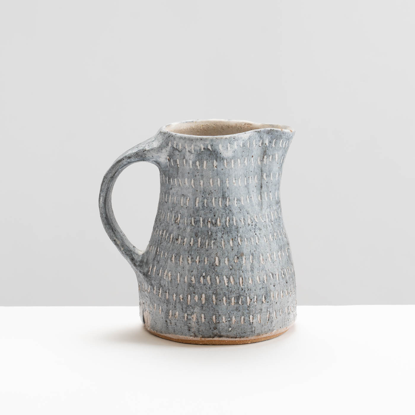 YT273Y1249 Milk Jug