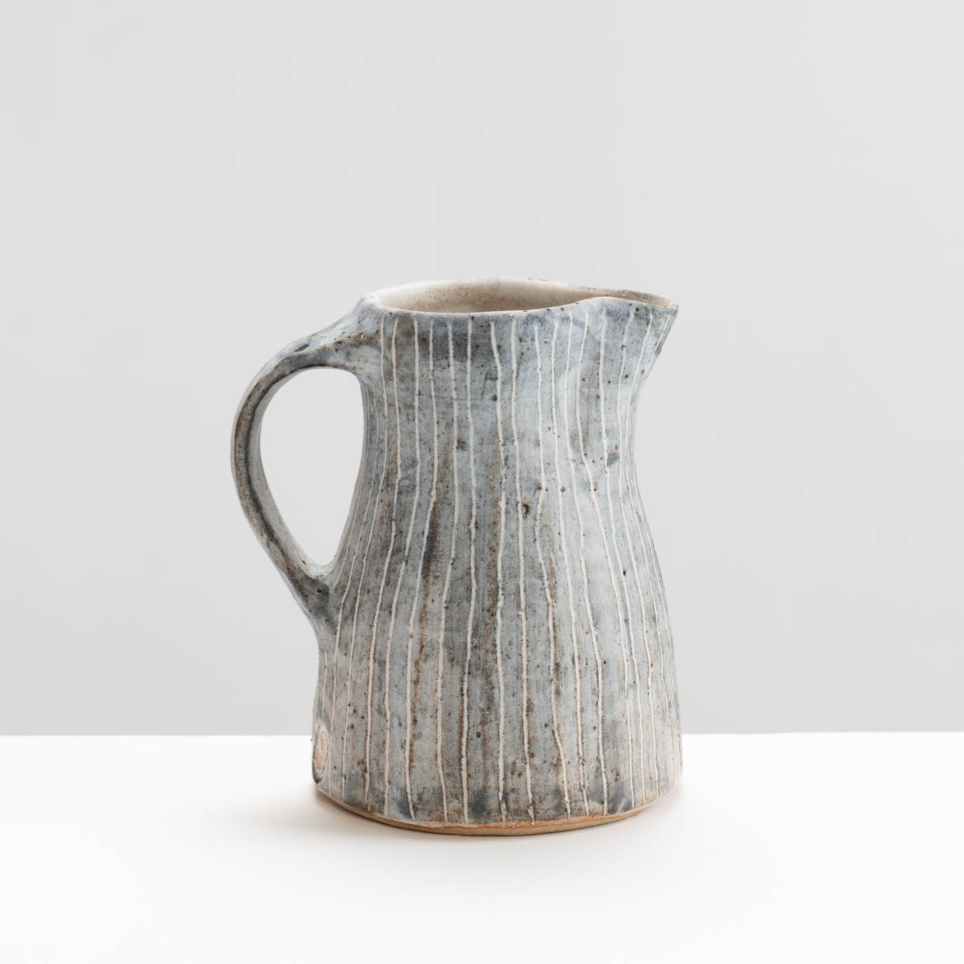 YT273Y1252 Milk Jug