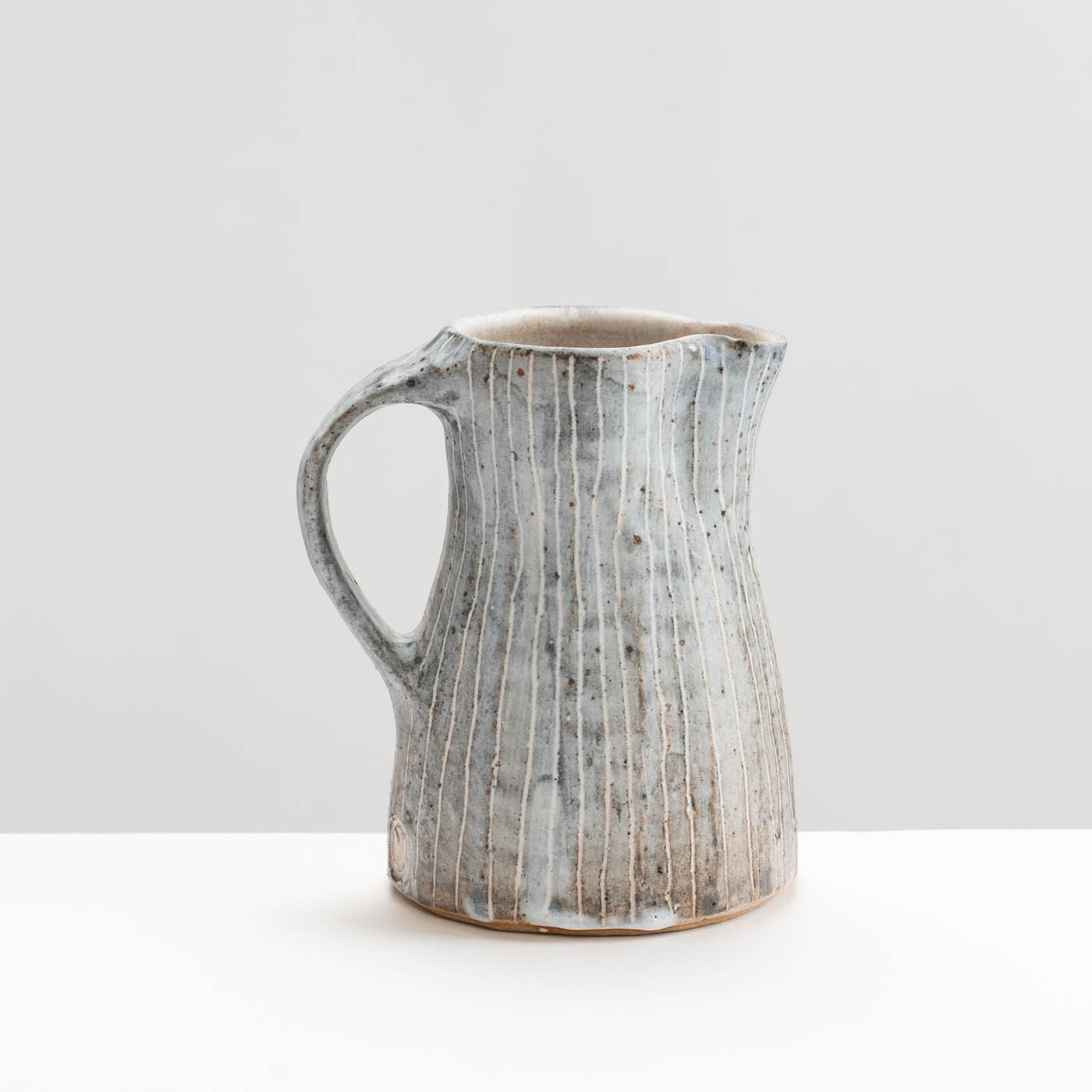 YT273Y1254 Milk Jug