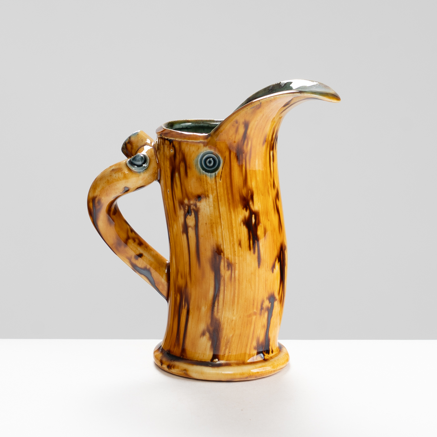 WK30Y593 thorned jug