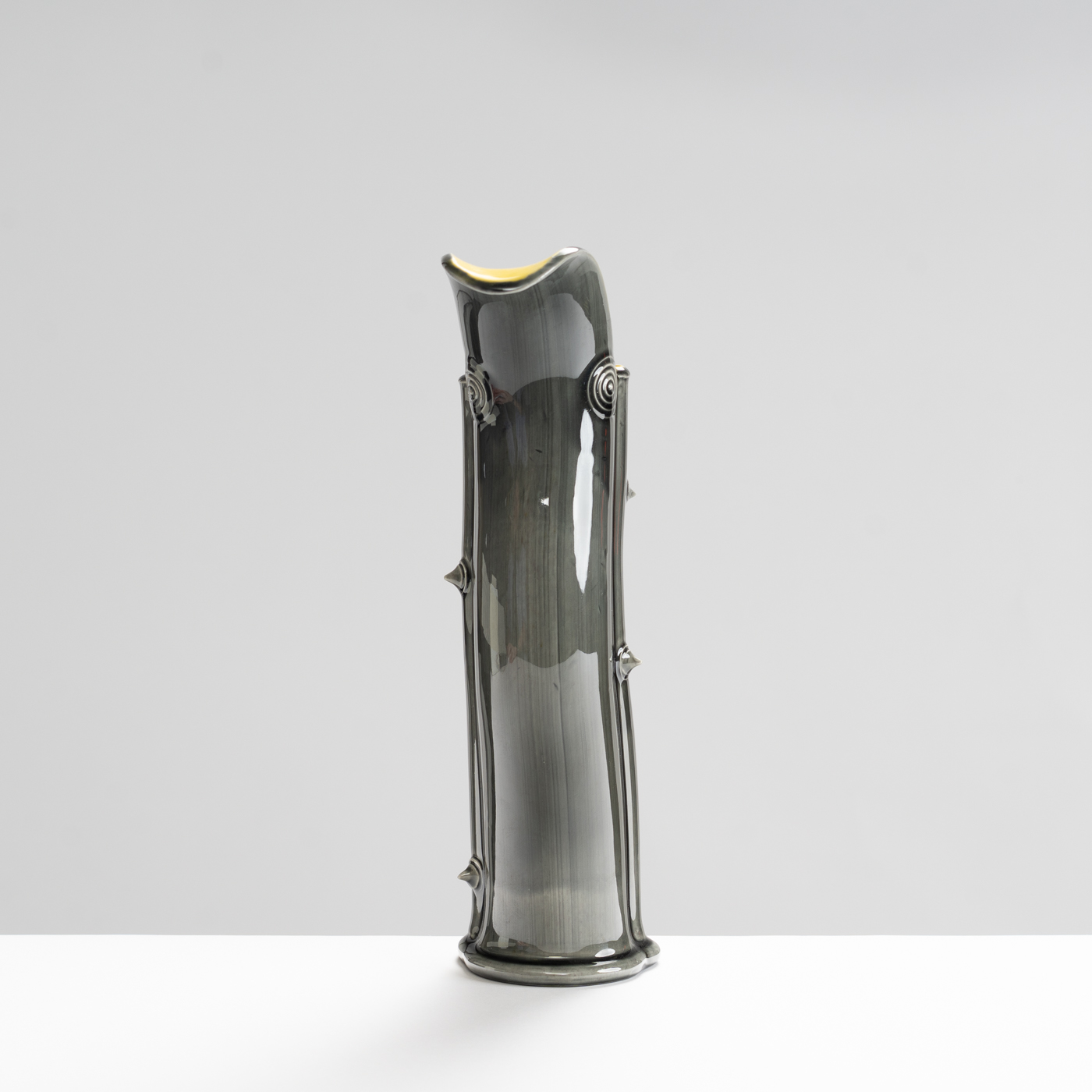 WK30Y614 fluted jug with thorns