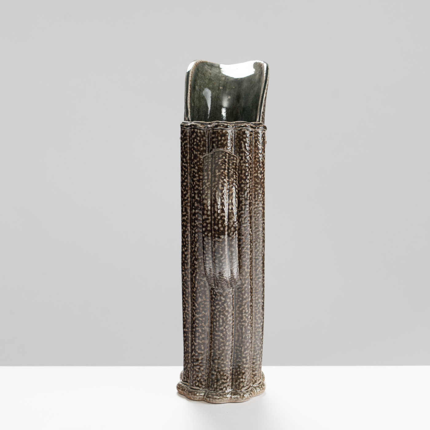 WK30Y616 salt glazed fluted jug