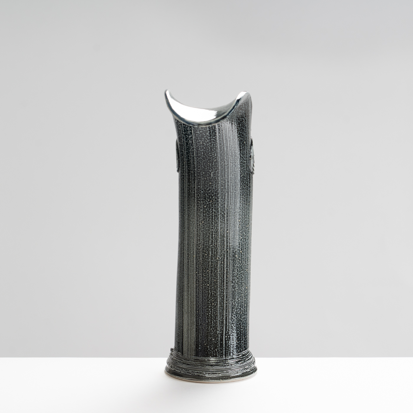 WK30Y623 salt glazed extruded jug