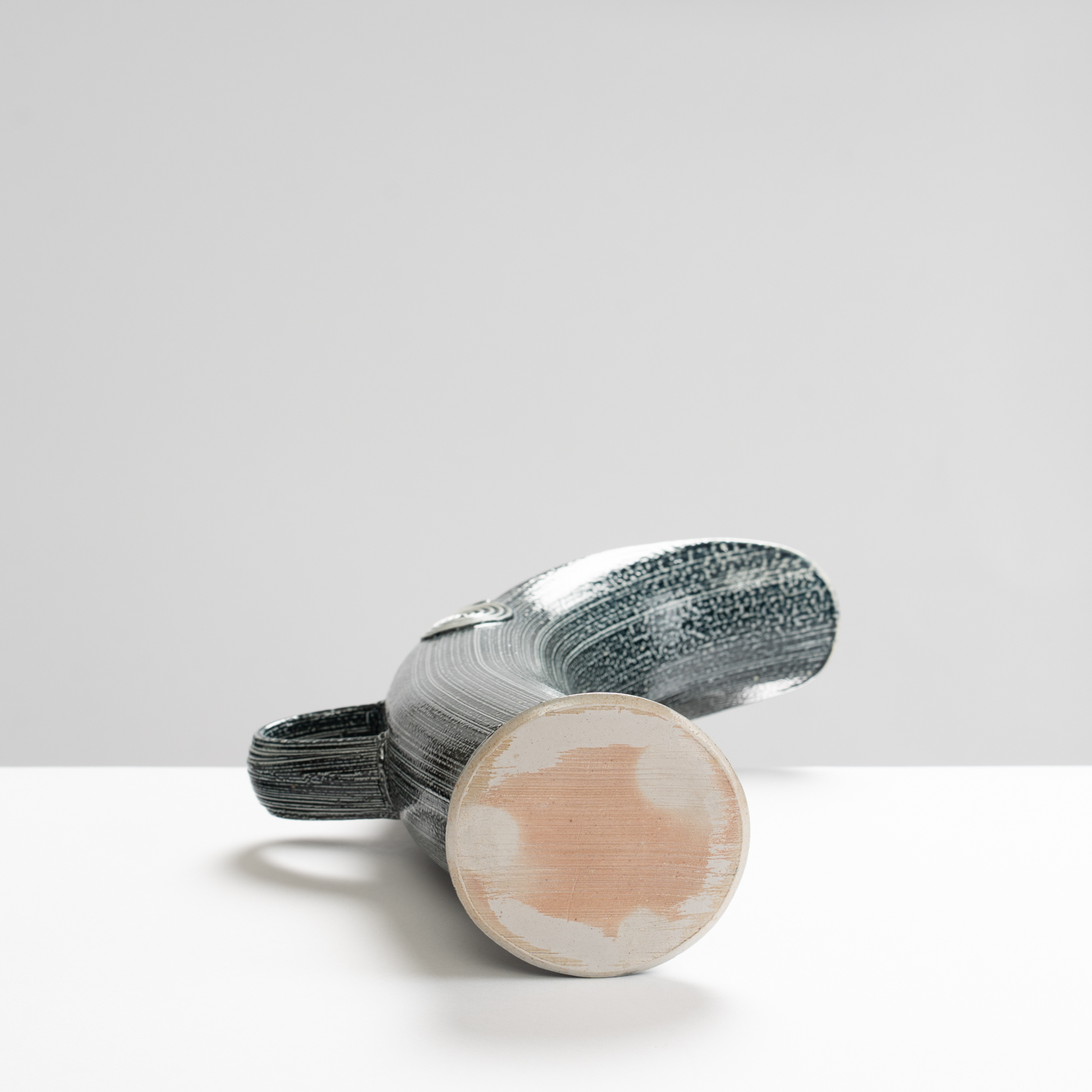 WK30Y623 salt glazed extruded jug