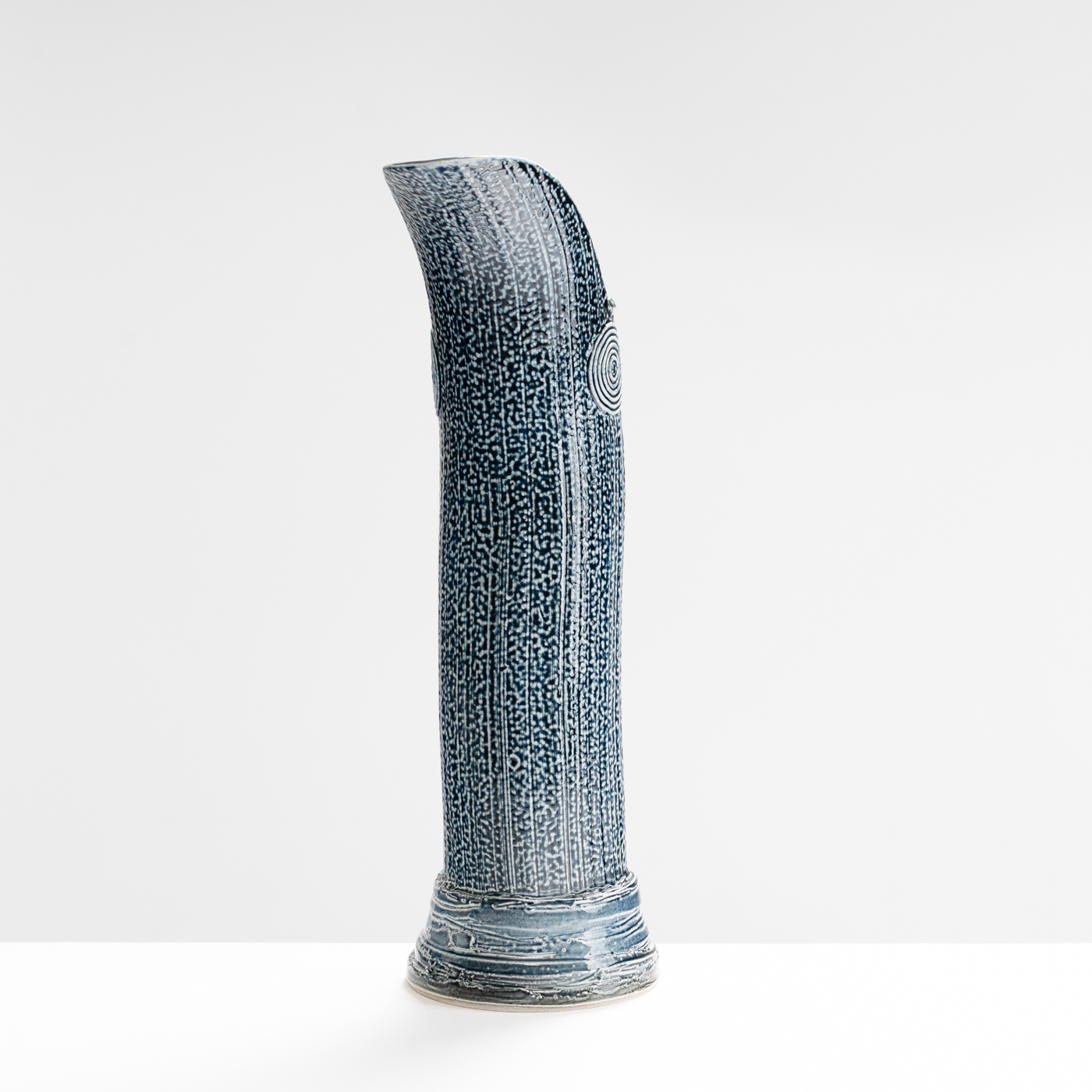 WK30Y627 salt glazed extruded jug