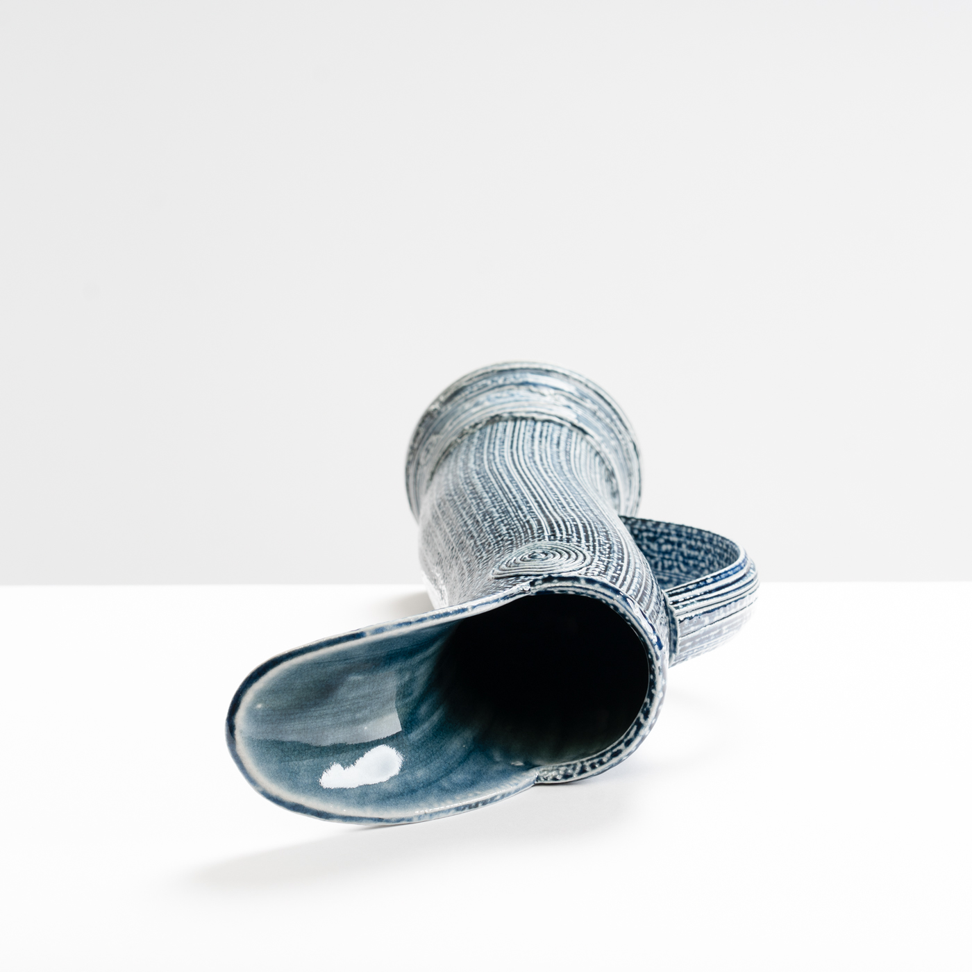 WK30Y627 salt glazed extruded jug