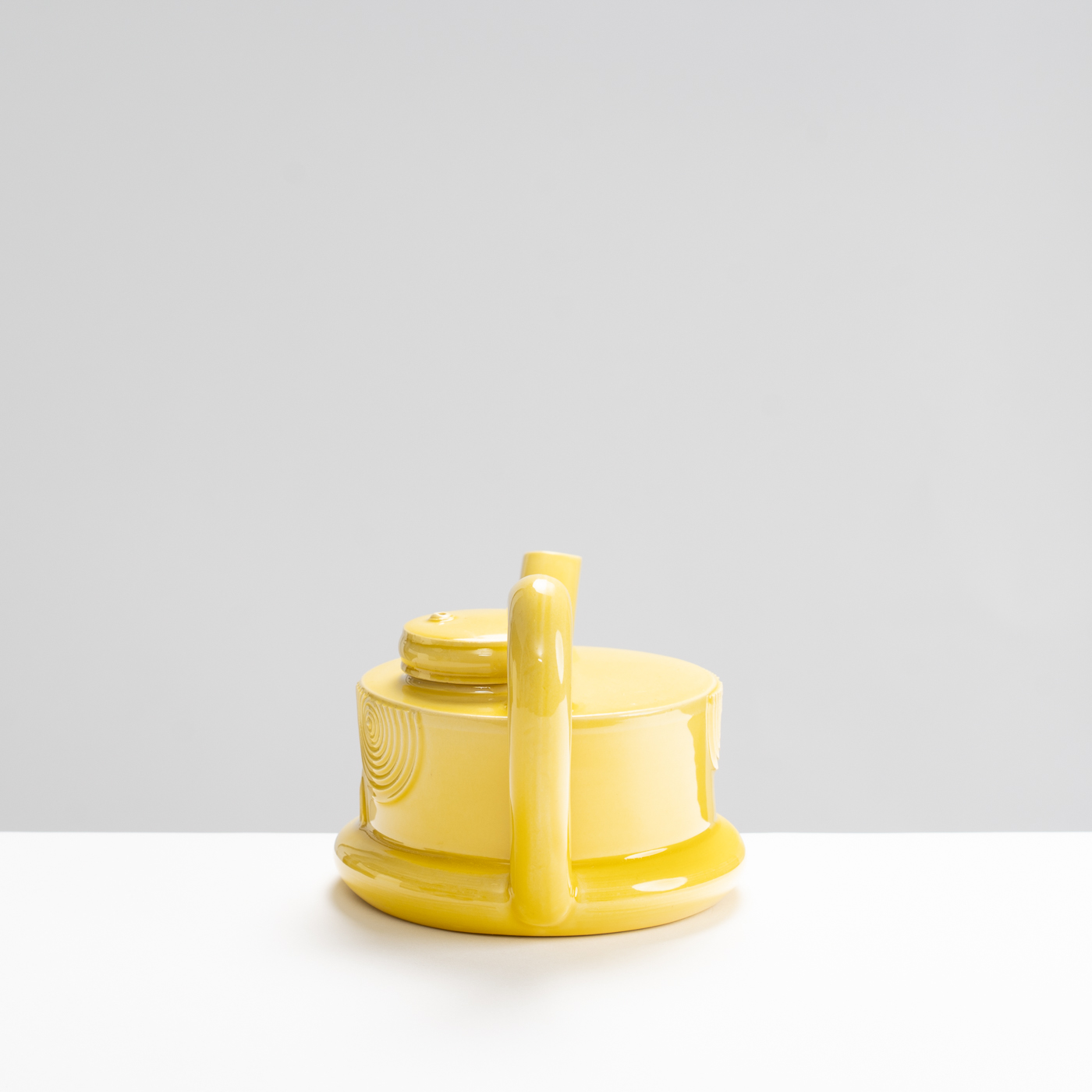 WK30Y634 teapot yellow