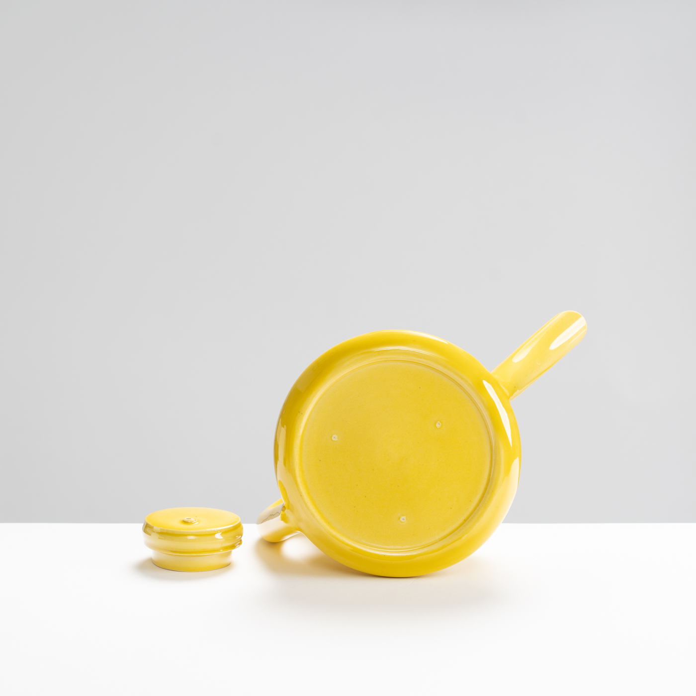 WK30Y634 teapot yellow