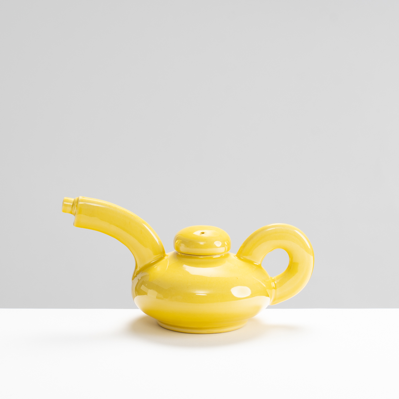 WK30Y642 teapot yellow