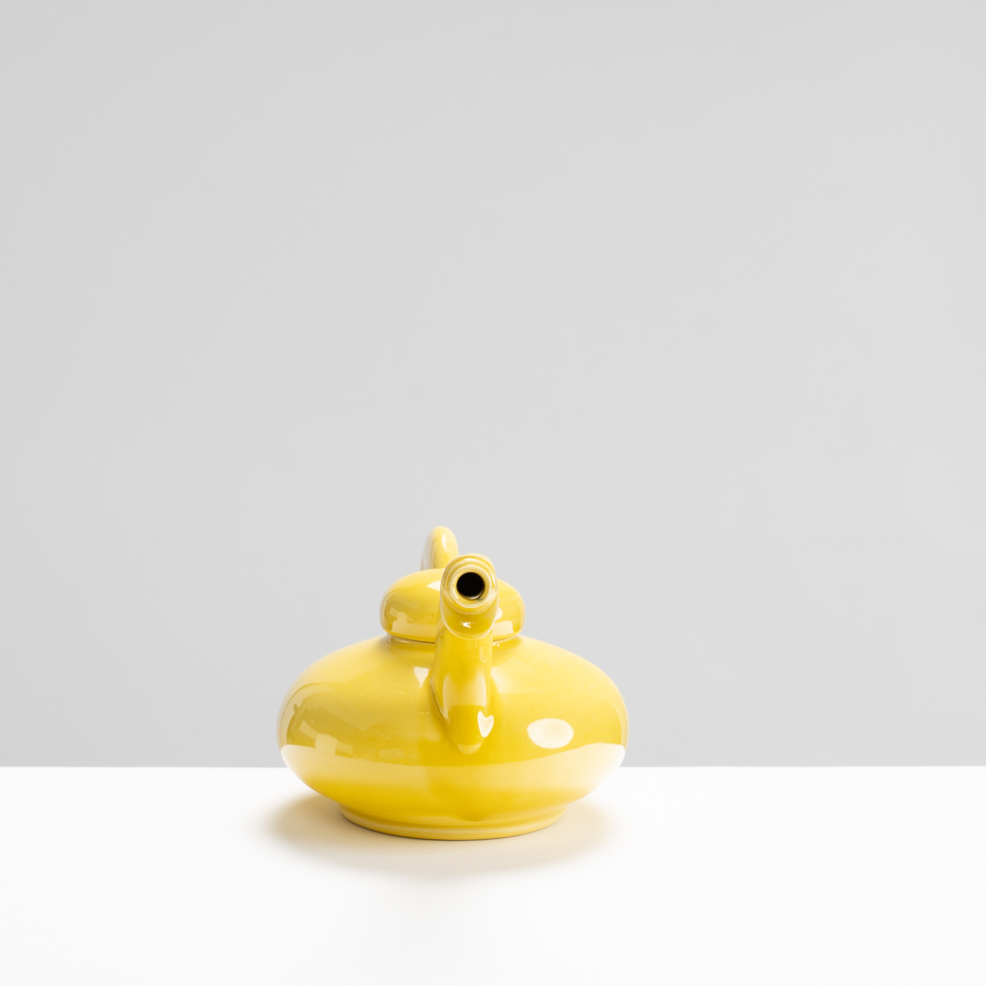 WK30Y642 teapot yellow