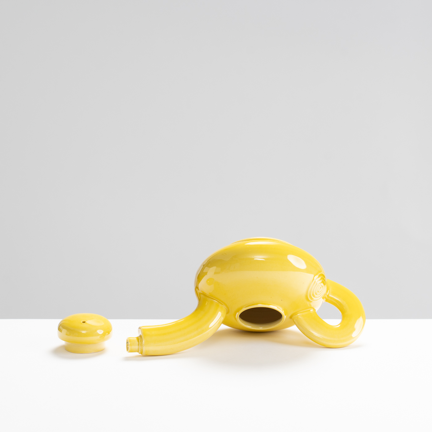 WK30Y642 teapot yellow