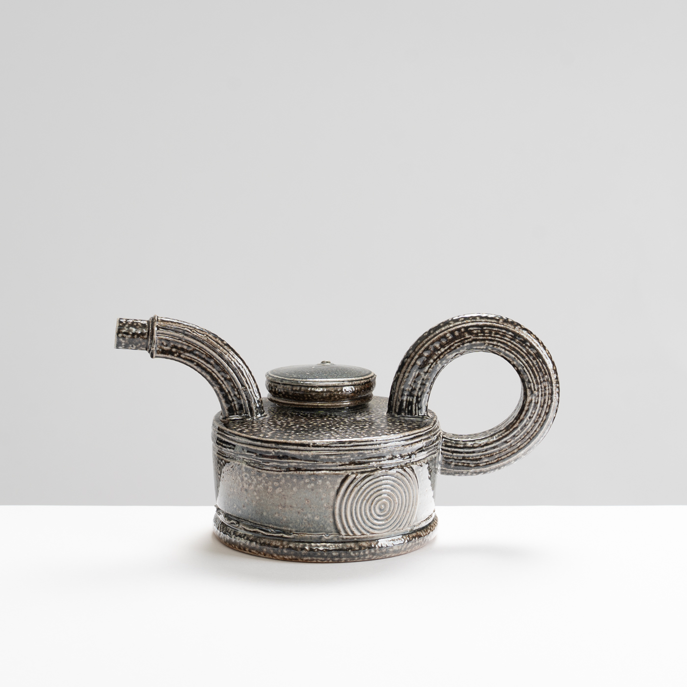 WK30Y643 salt glazed teapot