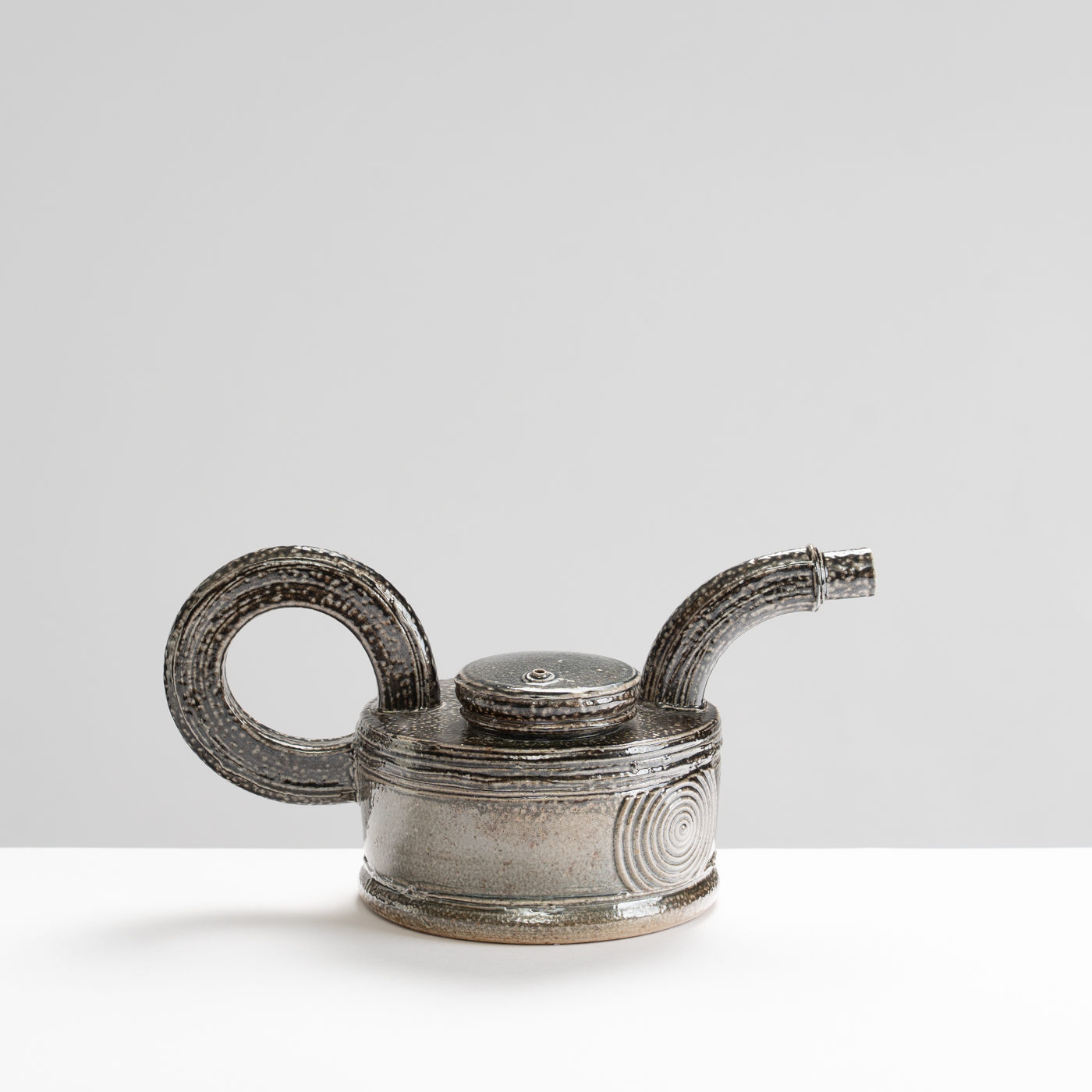 WK30Y643 salt glazed teapot