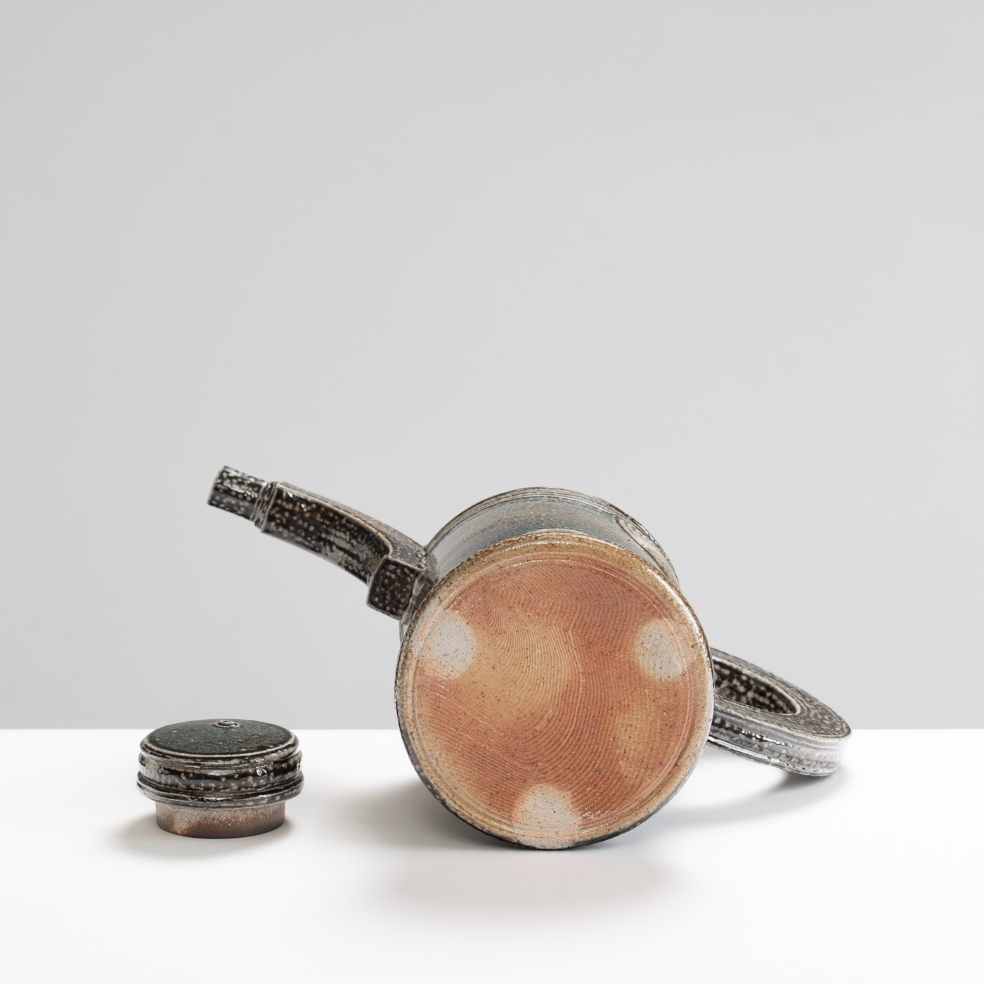 WK30Y645 salt glazed teapot