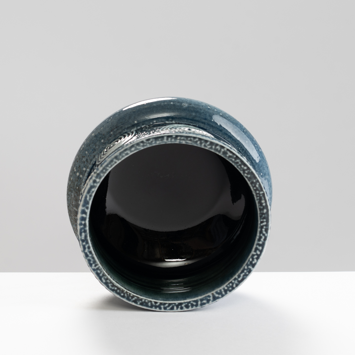 WK30Y648 salt glazed bowl with sprigs