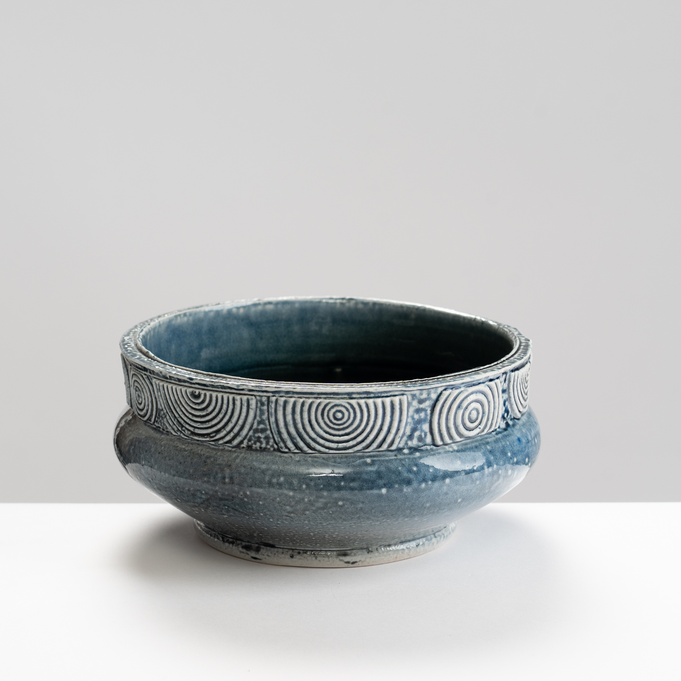 WK30Y654 salt glazed bowl with sprigs