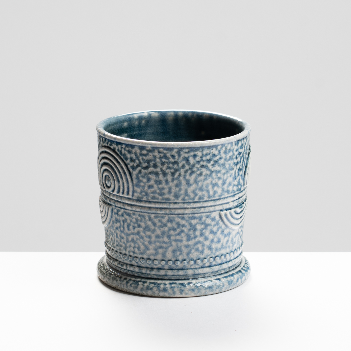 WK30Y686 salt glazed mug