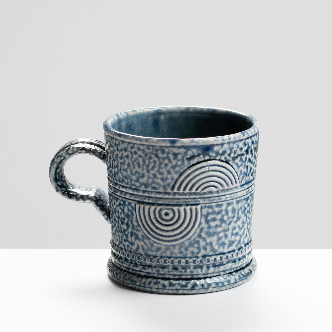 WK30Y689 salt glazed mug