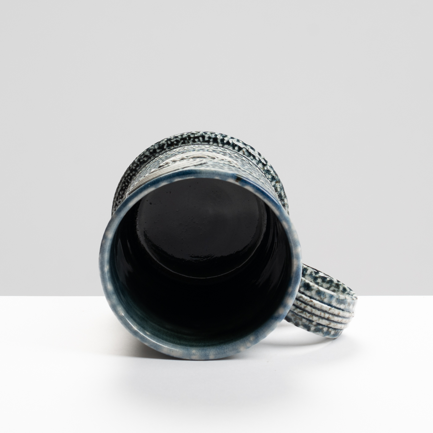 WK30Y690 salt glazed mug