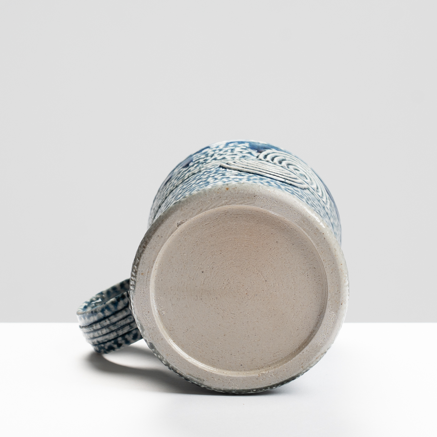 WK30Y691 salt glazed mug