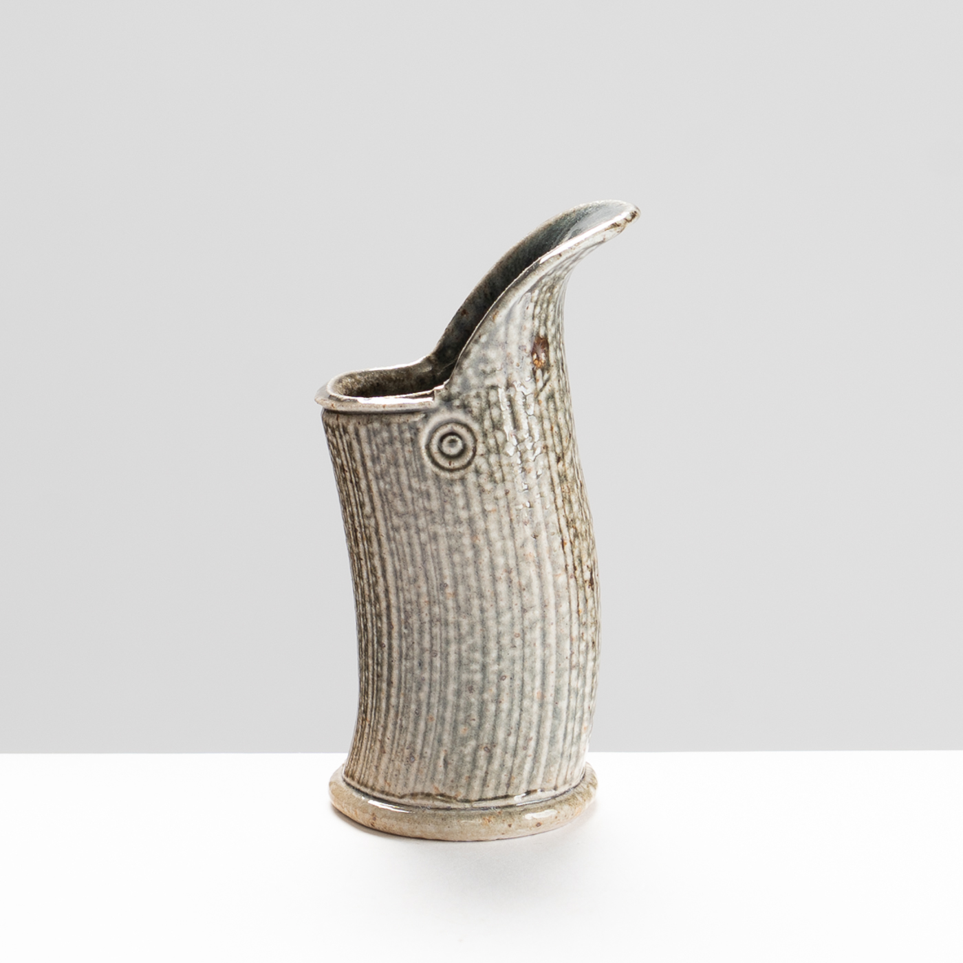 WK30Y695 salt glazed pourer